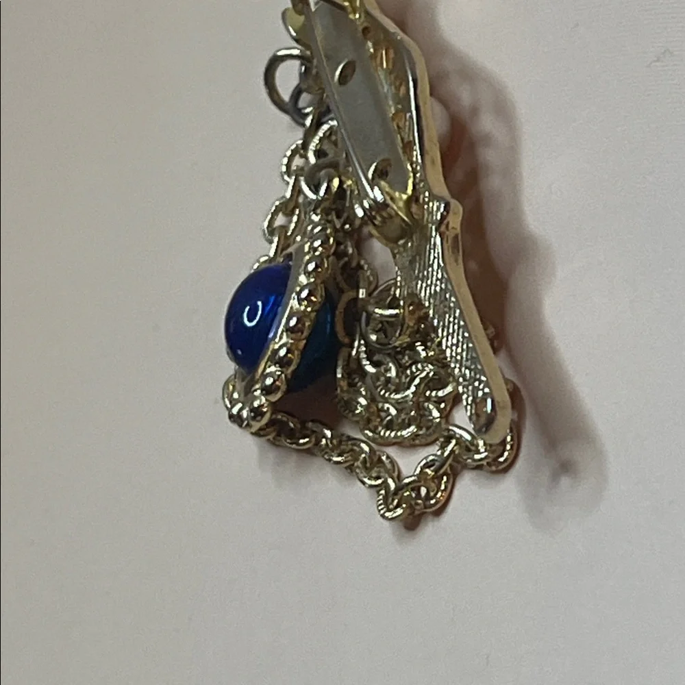 Elegant Gold and Blue Brooch Vintage